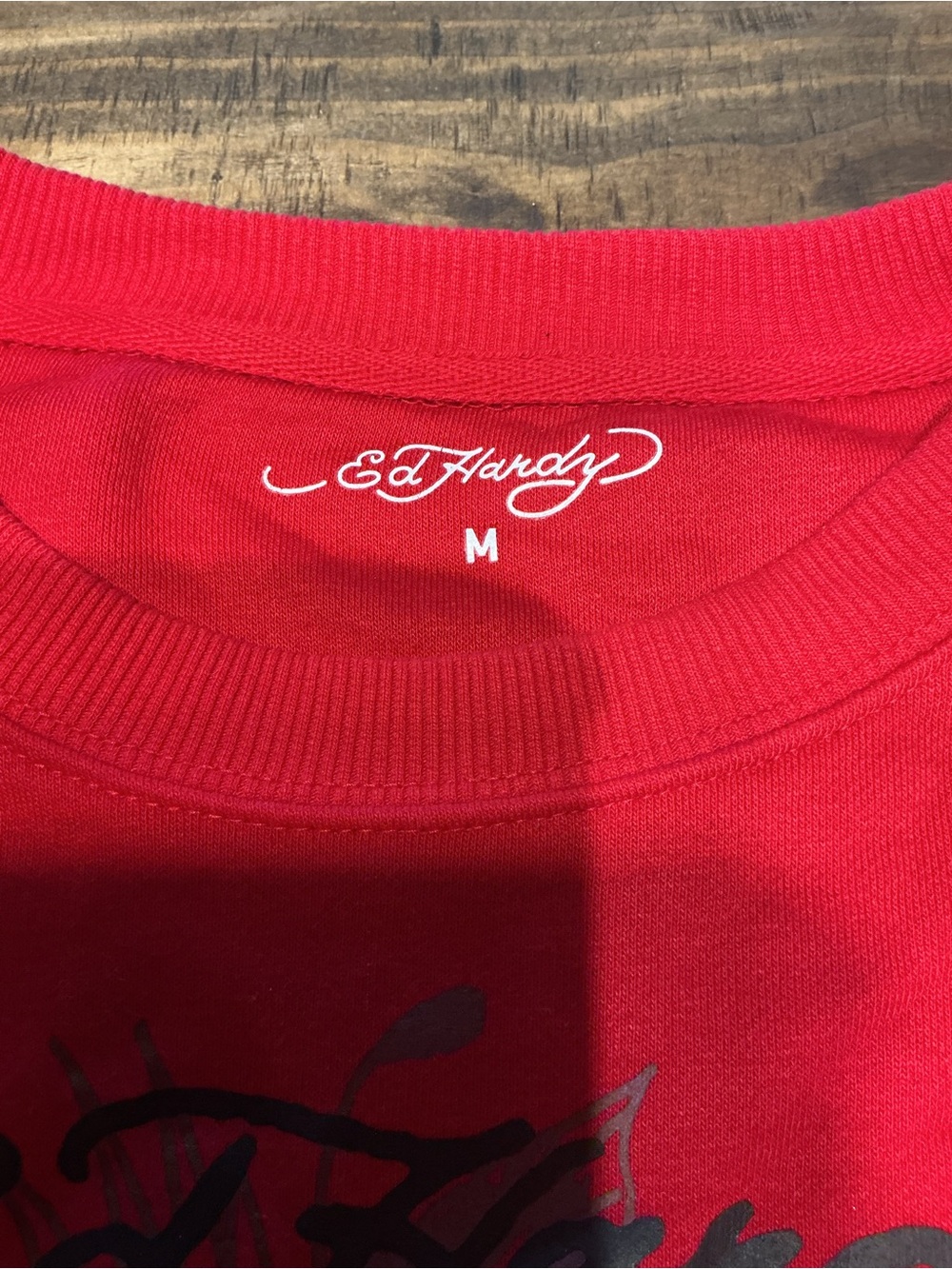 Ed Hardy Red Crewneck Graphic Cropped Sweatshirt - Picture 2 of 3